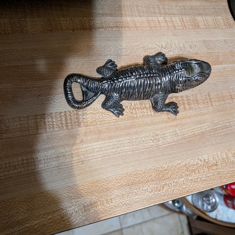 Silver Lizard Gecko Bottle and Bottle cap opener. cool. Vtg. - Picture 3 of 5